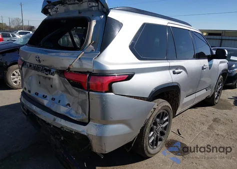 2023 Toyota Sequoia Platinum z USA, uszkodzony, nr VIN 7SVAAAAA4PX002372